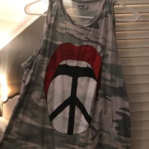Lauren Moshi camo 👄 tank